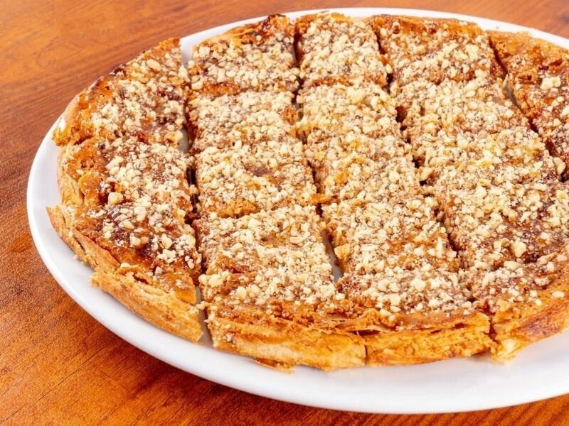 Tahinli Pide Denizli Mutfağının Simgesi